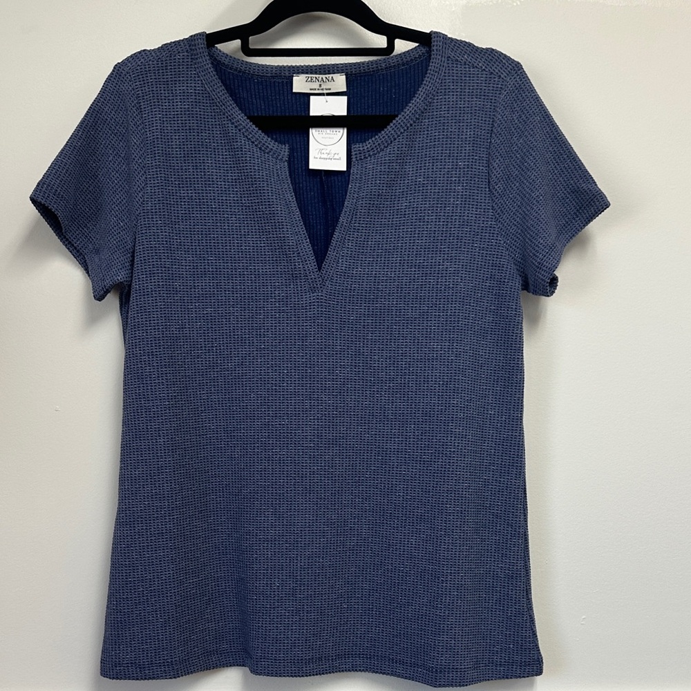 Zenana Outfitters Textured Navy Short Sleeve Top
